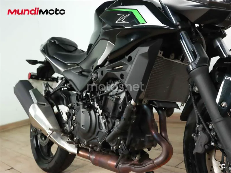 Kawasaki Z500 – Vista 15