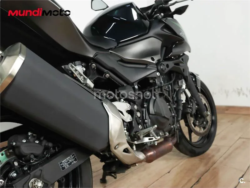 Kawasaki Z500 – Vista 4