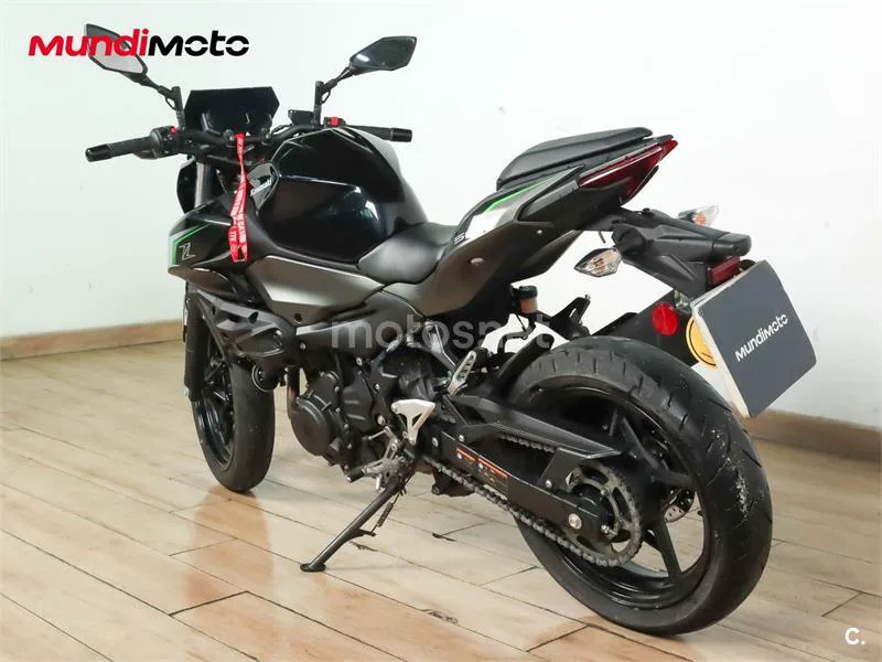 Kawasaki Z500 – Vista 8