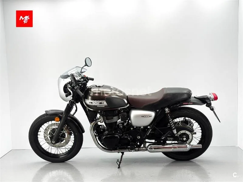 Kawasaki W800 – Vista 12