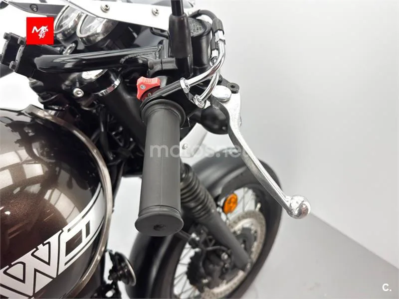 Kawasaki W800 – Vista 7
