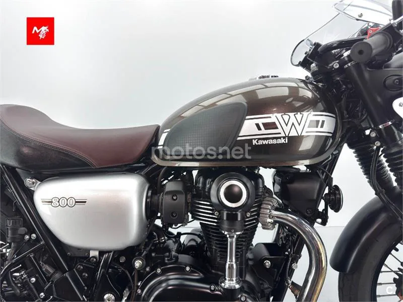 Kawasaki W800 – Vista 9