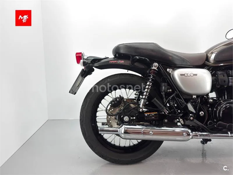 Kawasaki W800 – Vista 10
