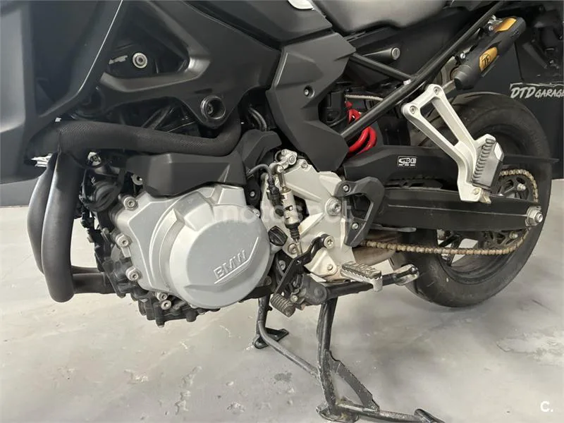 BMW F 750 – Vista 11