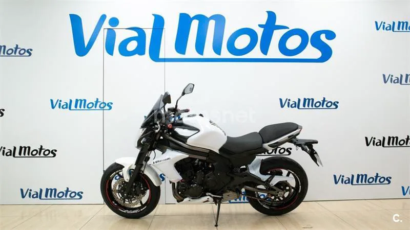 Kawasaki ER-6N – Vista 3