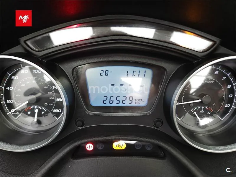 Piaggio MP3 – Vista 8