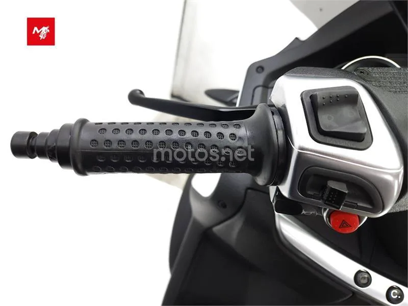 Piaggio MP3 – Vista 9