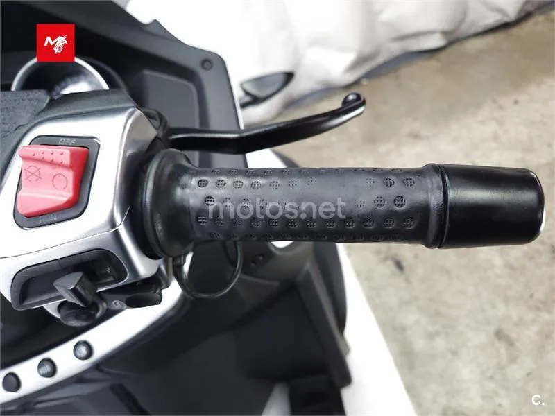 Piaggio MP3 – Vista 10