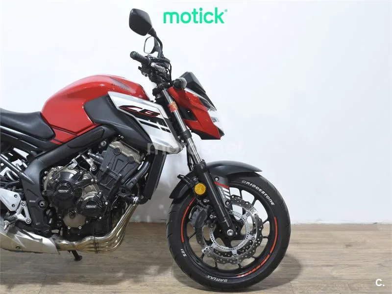 Honda CB 650 F – Vista 4