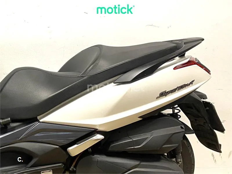 Kymco Super Dink 350 – Vista 9