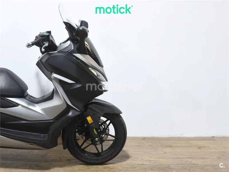 Honda Forza – Vista 4