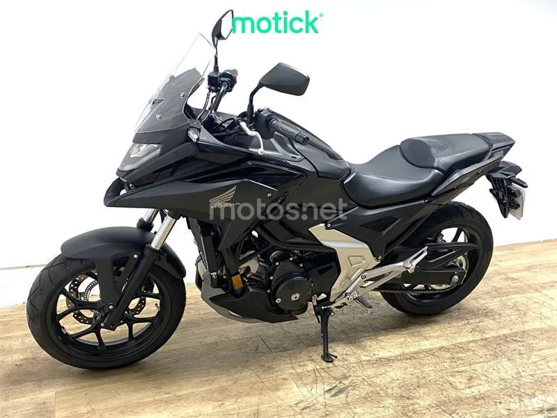 Honda NC 750 X – Vista 11