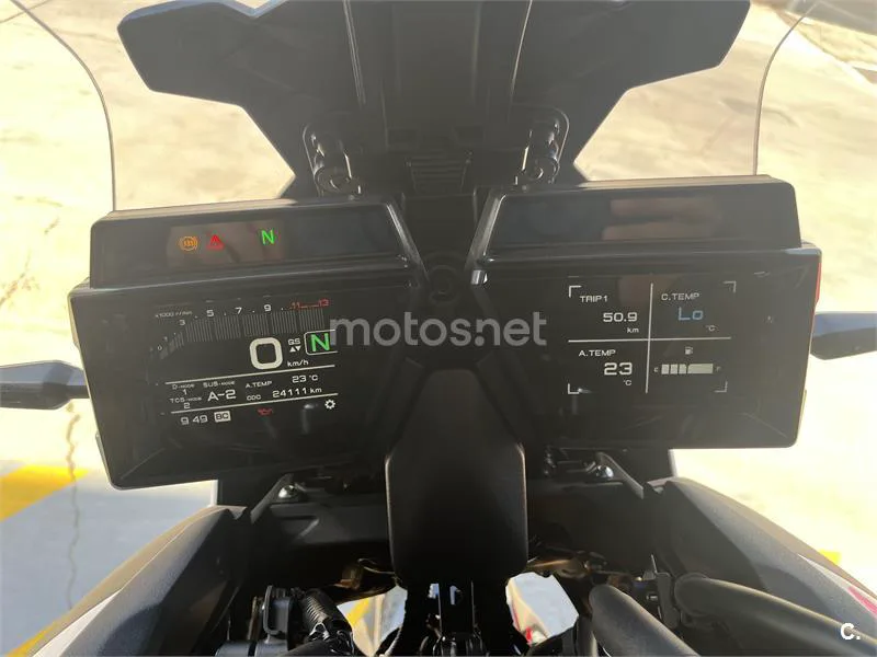 Yamaha Tracer 9 – Vista 8