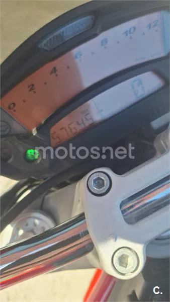 Ducati Monster 696 – Vista 11