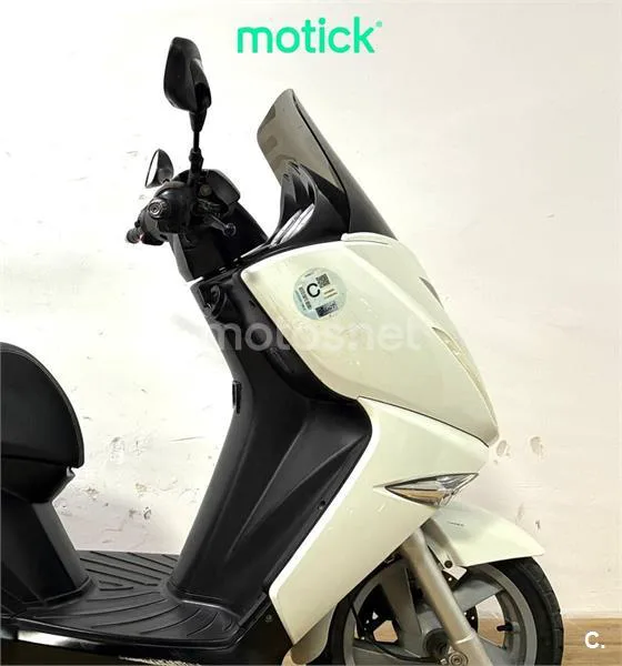 Peugeot Citystar 125 RS – Vista 3