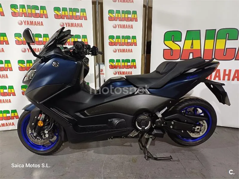 Yamaha TMAX – Vista 4