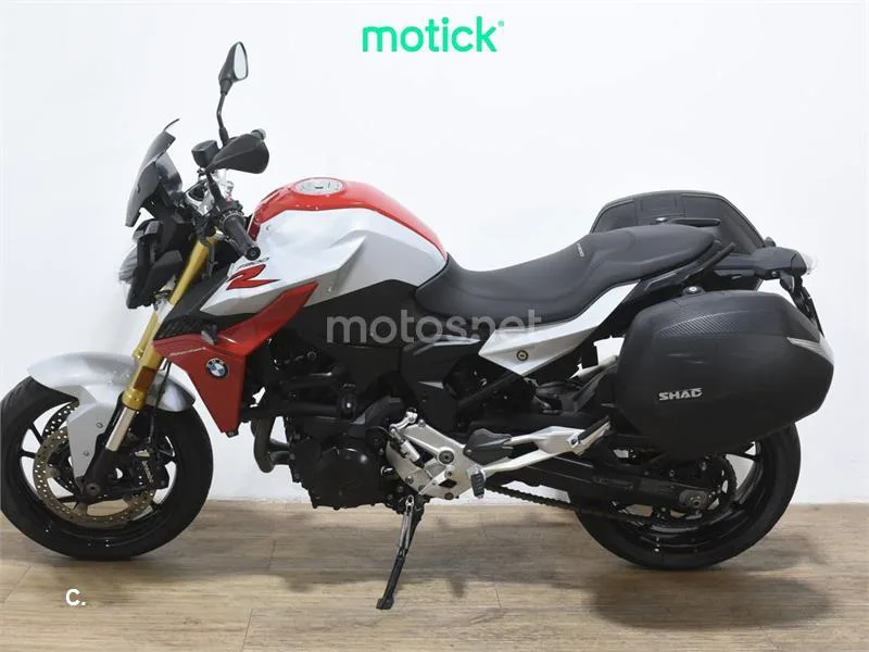 BMW F 900 R – Vista 7