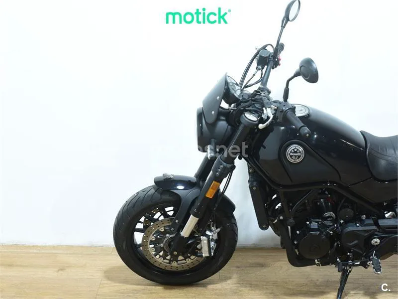Benelli Leoncino 500 – Vista 8