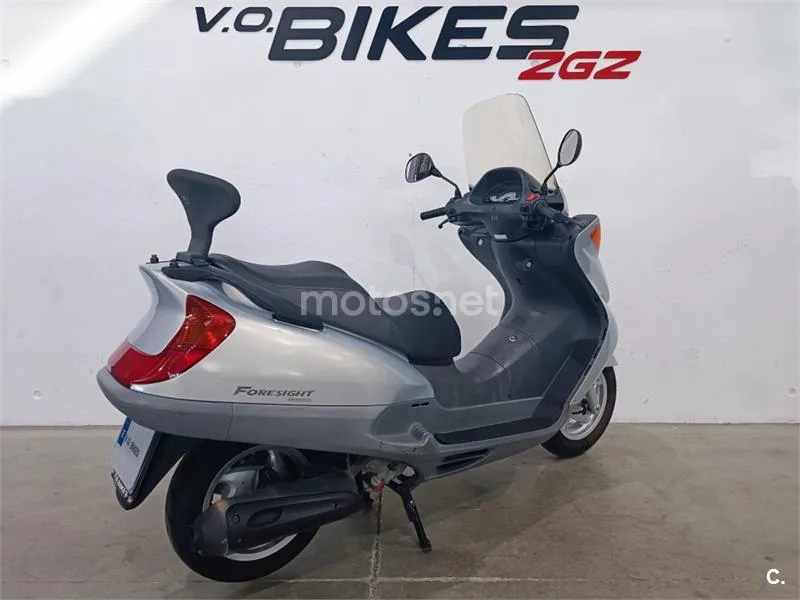 Honda FES 250 Foresight – Vista 8