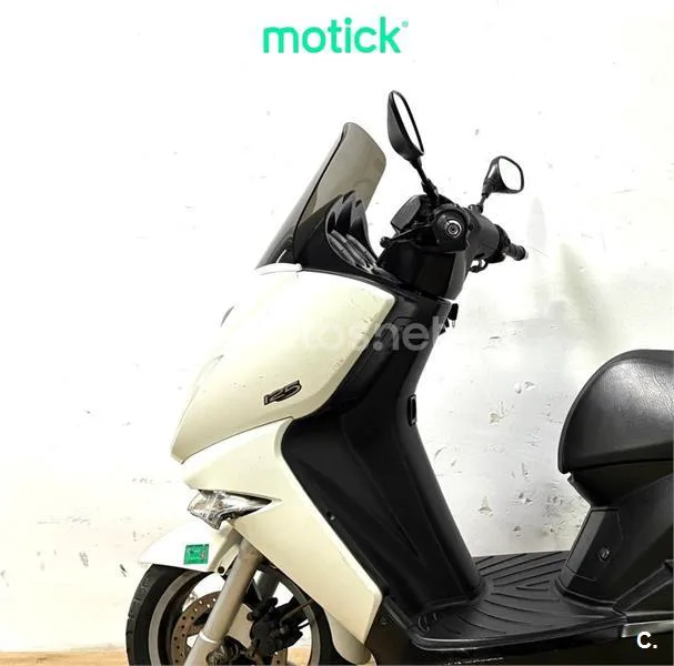 Peugeot Citystar 125 RS – Vista 6