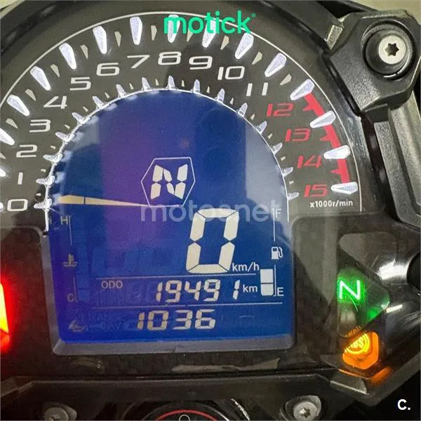 Kawasaki Z400 – Vista 4