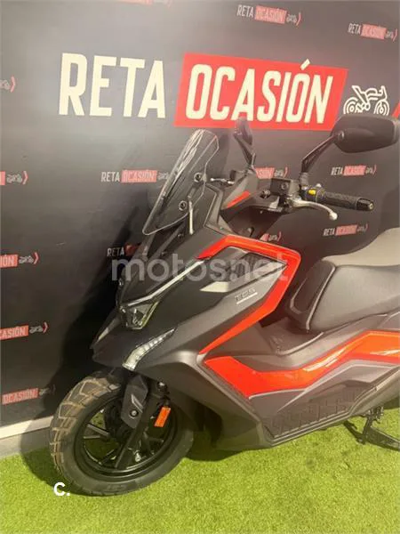 Kymco DTX 350 – Vista 3