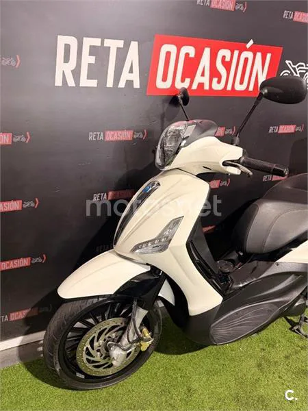 Piaggio Beverly – Vista 3