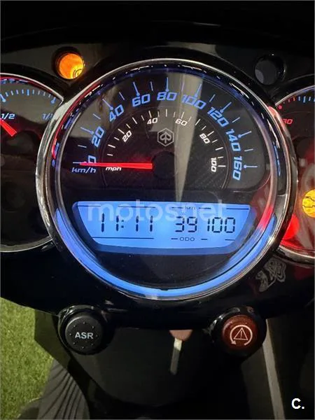 Piaggio Beverly – Vista 5