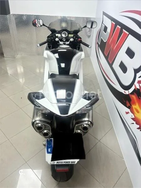 Honda VFR 800 – Vista 7