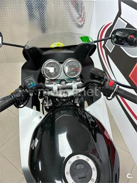Suzuki GS 500 F – Vista 11
