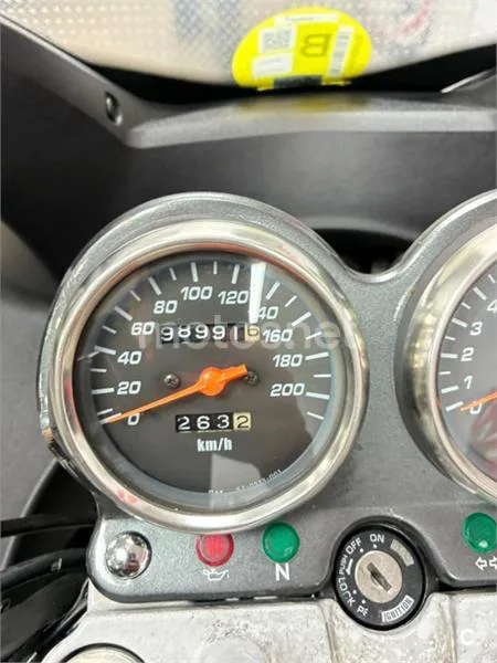Suzuki GS 500 F – Vista 10