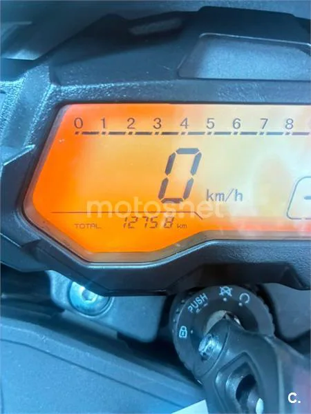 Benelli BN 125 – Vista 12