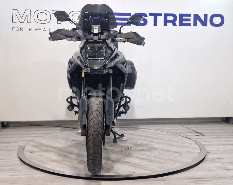Suzuki V-Strom 1050 – Vista 4
