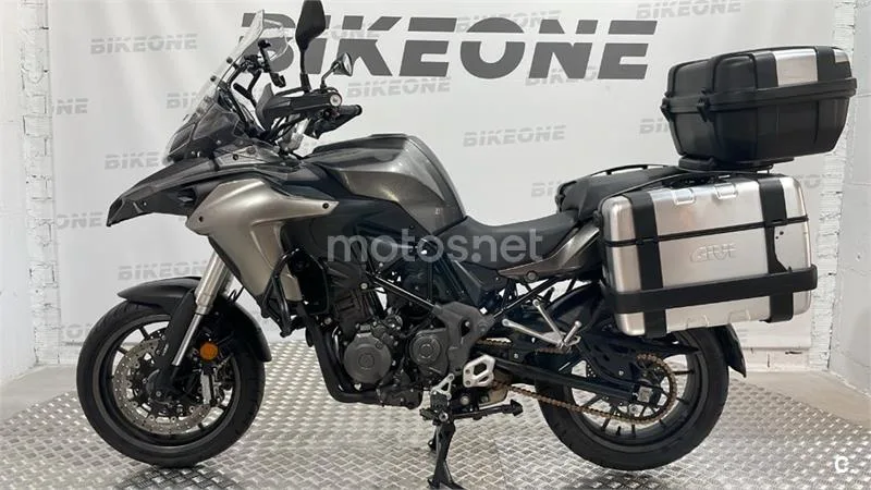Benelli TRK 502 – Vista 5