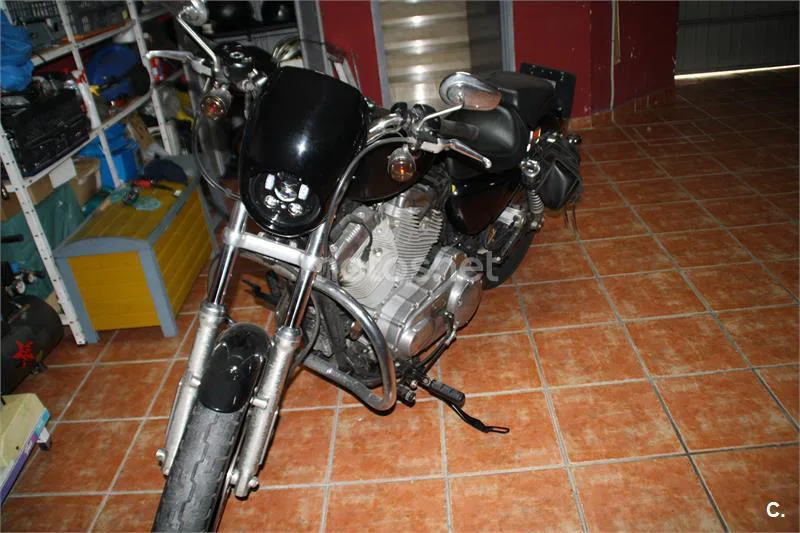 Harley-Davidson Sportster 883 – Vista 2