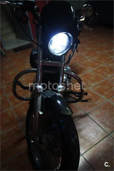 Harley-Davidson Sportster 883 – Vista 6