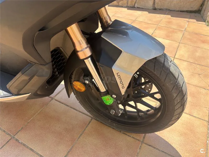 Honda ADV 350 – Vista 8