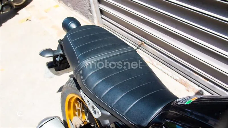 Yamaha XSR 125 – Vista 11