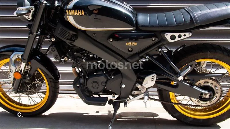 Yamaha XSR 125 – Vista 15