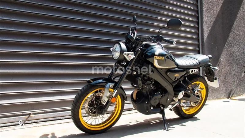 Yamaha XSR 125 – Vista 20