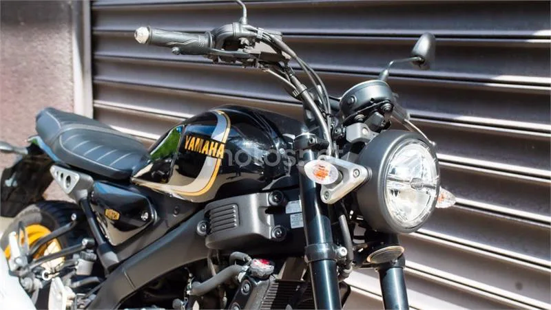 Yamaha XSR 125 – Vista 3