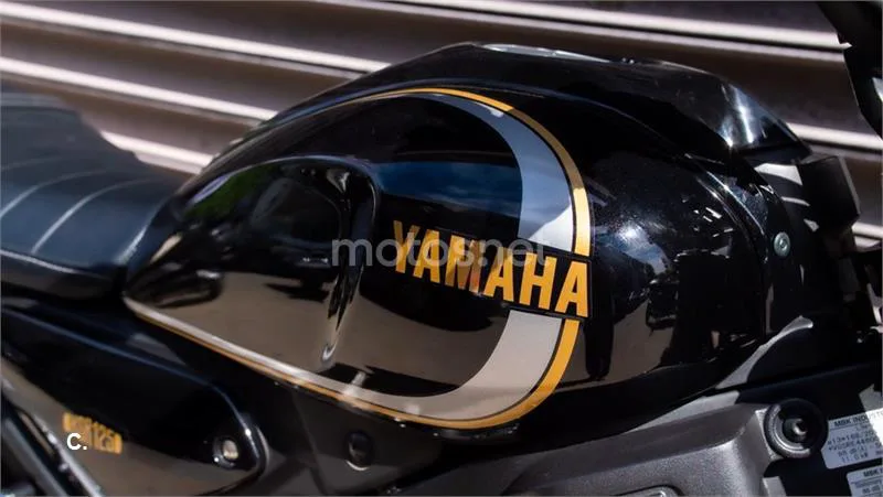 Yamaha XSR 125 – Vista 9
