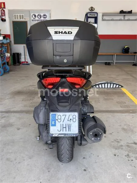Yamaha XMAX 400 – Vista 3