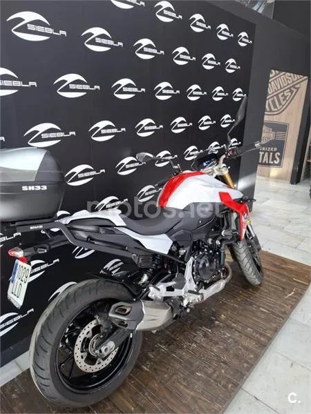 BMW F 900 R – Vista 14
