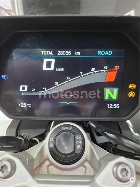 BMW F 900 R – Vista 8