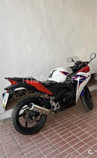 Honda CBR 125R – Vista 2