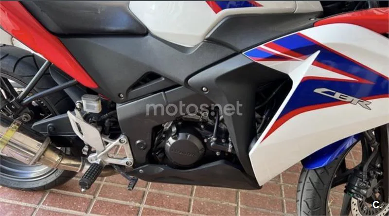 Honda CBR 125R – Vista 7