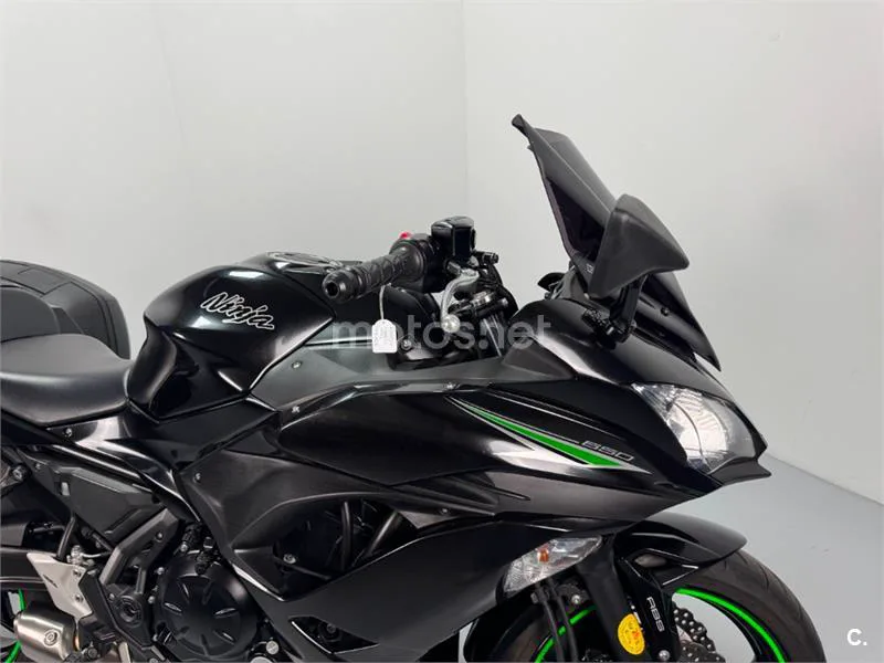 Kawasaki Ninja 650 – Vista 12