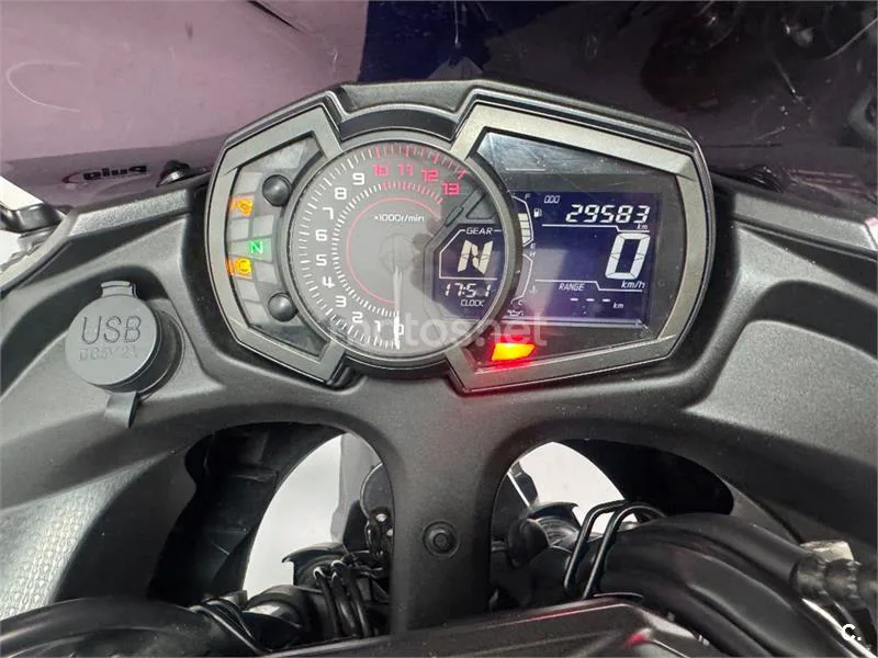 Kawasaki Ninja 650 – Vista 22