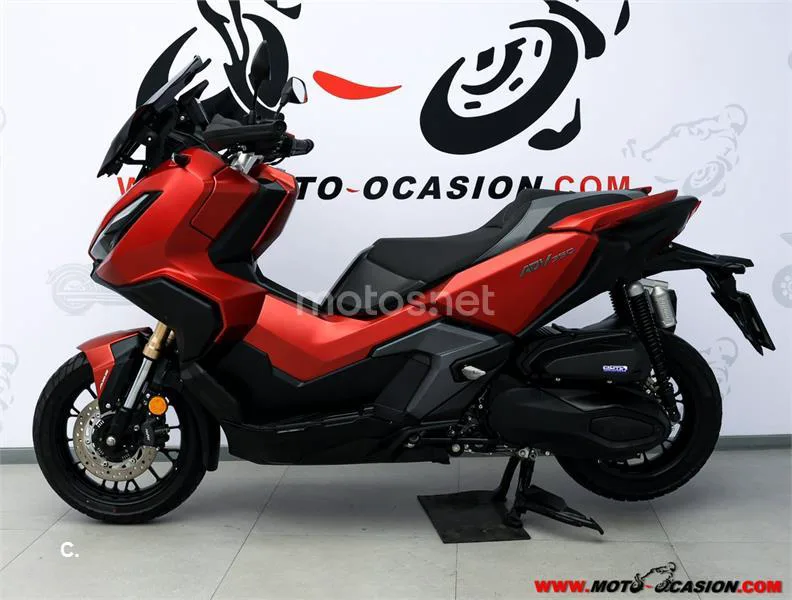 Honda ADV 350 – Vista 7